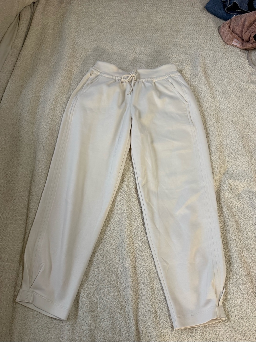 Athleta Cream Lounge Jogger Pants
